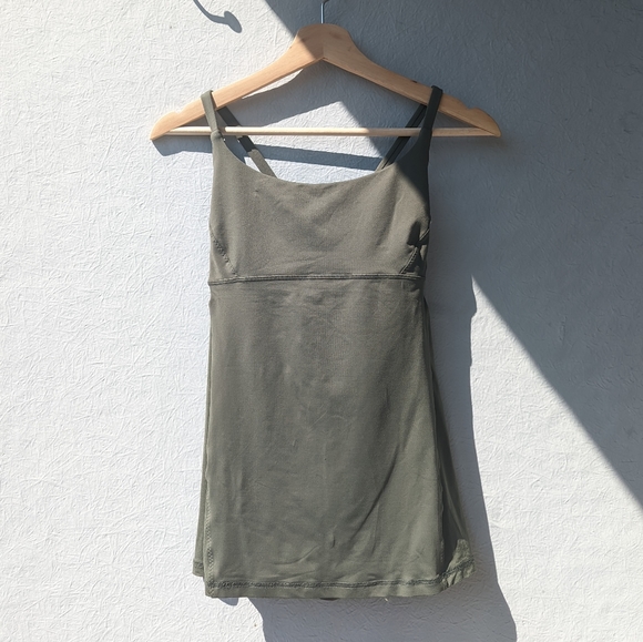 lululemon athletica Tops - Lululemon green cross-back tank